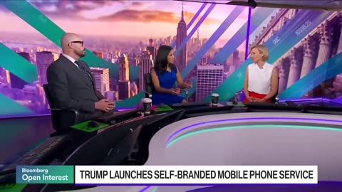 Trump Launches Self-Branded Mobile Phone Service
