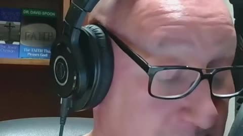 John heard 144,000... but saw an uncountable multitude