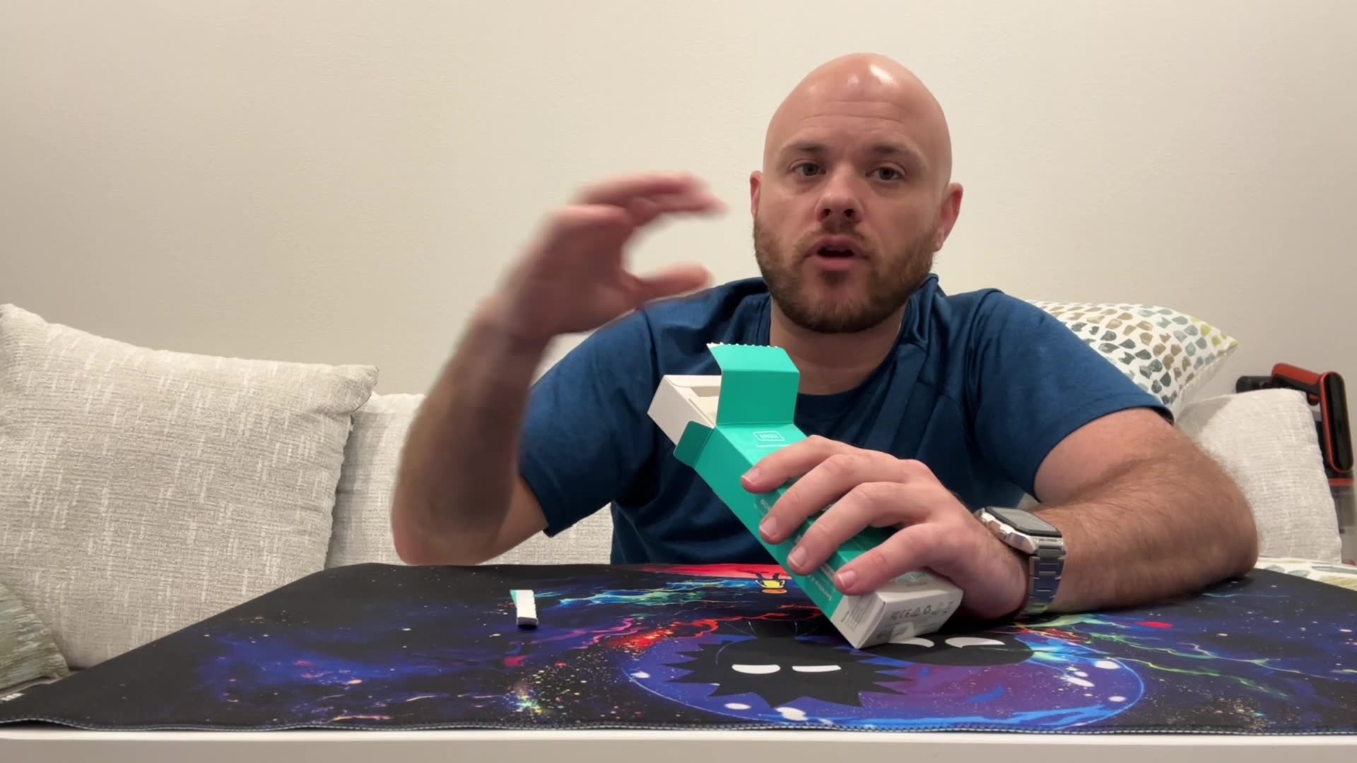 Unboxing & Overview P81 E1 INIU Power Bank for Apple Watch
