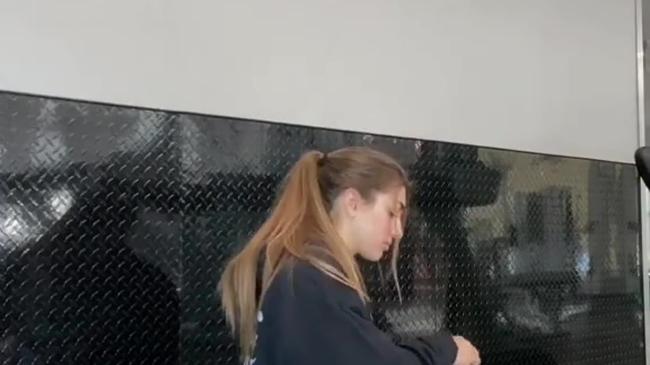 The Most INTENSE Gym Workout You’ll See Today — Try It If You Dare!