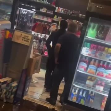 Diversity destroys store