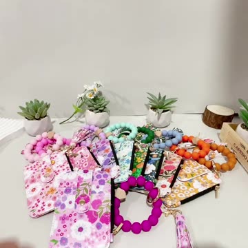 Cute Japanese-Inspired Tassel Keychain | Purse Charm & Gift Idea