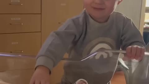 When your toddler meets his baby sister for the first time and it feels more like a reunion 🥹