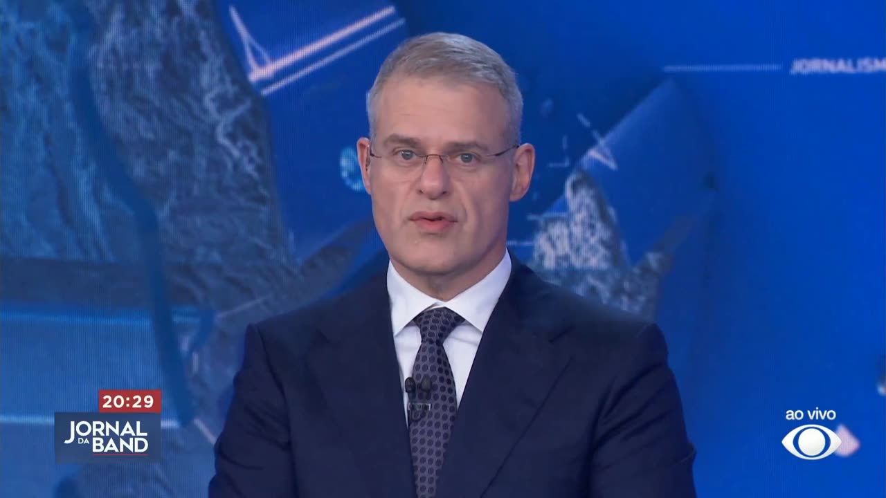 Eduardo Oinegue: "Lula não quer Trump palpitando sobre o Brasil, mas fez o mesmo na Argentina", diz o apresentador do Jornal da Band.