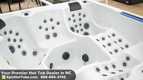 WibeSpa Matrix 5 Person Dual Lounger Hot Tub for Sale in NC