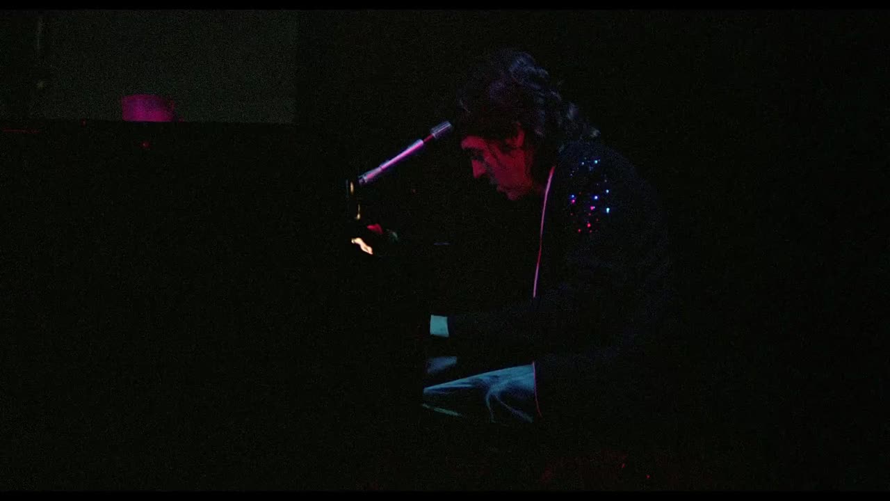 Maybe I'm Amazed (Paul McCartney song) - Paul McCartney & Wings (live)