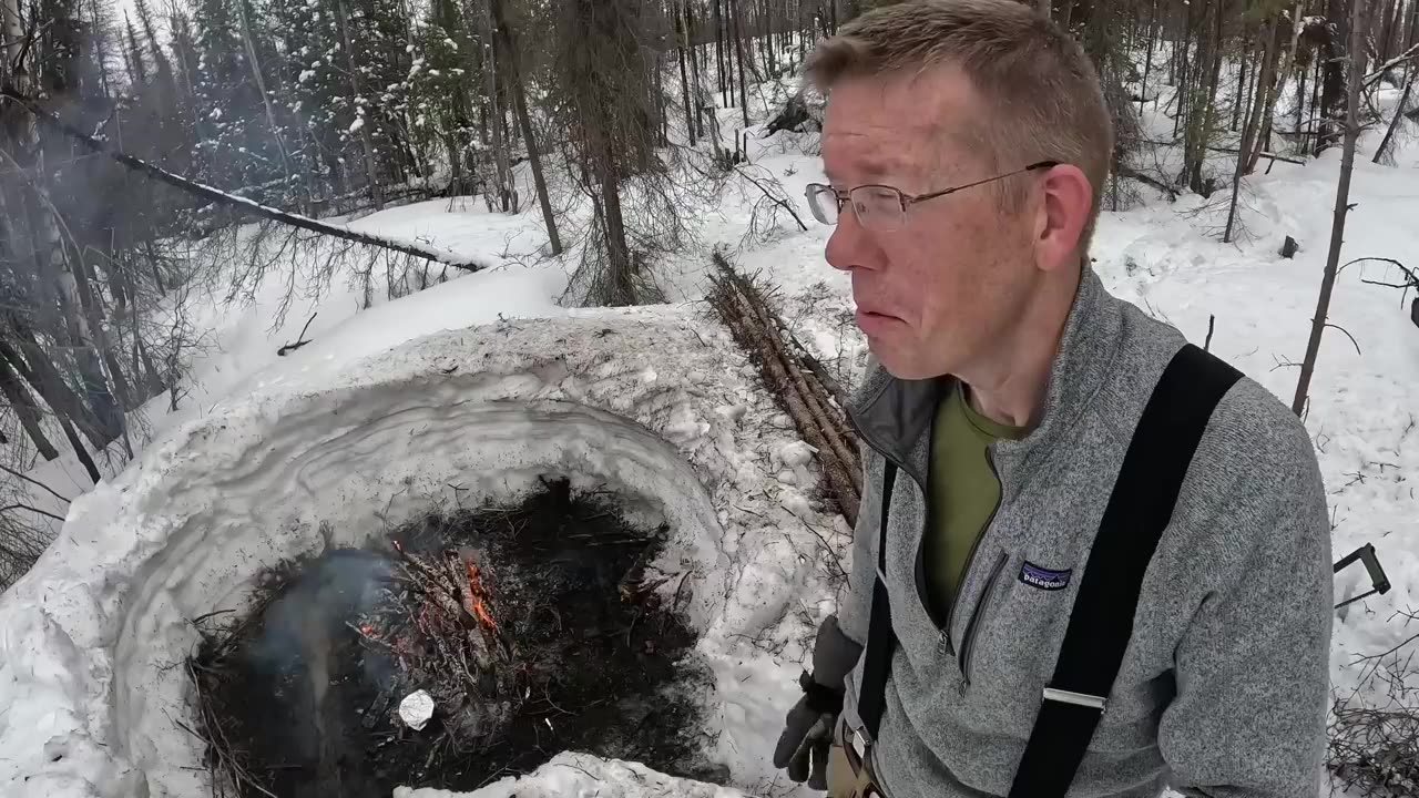 Lost in Alaska - How to NOT Freeze to Death! Winter Survival Camping & Bushcraft (No Tent or Bag)