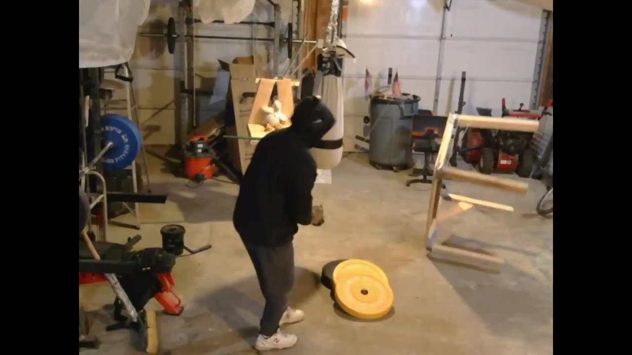 Exertion fart (Vancevictim2018)