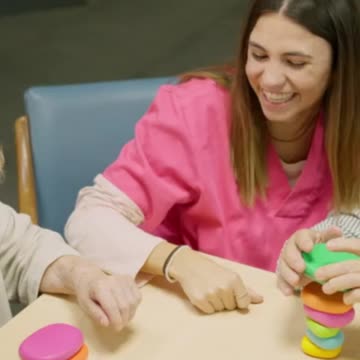 Memory Care for Dementia Patient | STAR Capital