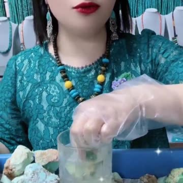 20250819-05 Genuine raw ore, no dyeing! This turquoise is what's called a treasure.