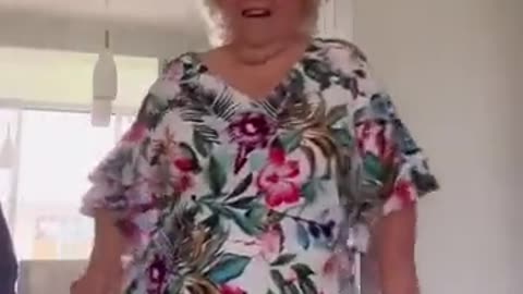 5 Generations in one video💕