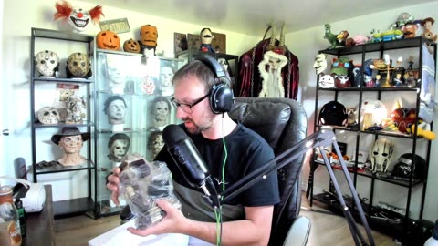 Beauty and the Beast Unboxing ! The Clock !