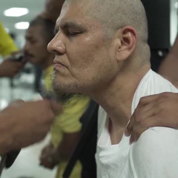 238 members of the Tren de Aragua gang arrive in El Salvador’s Prison