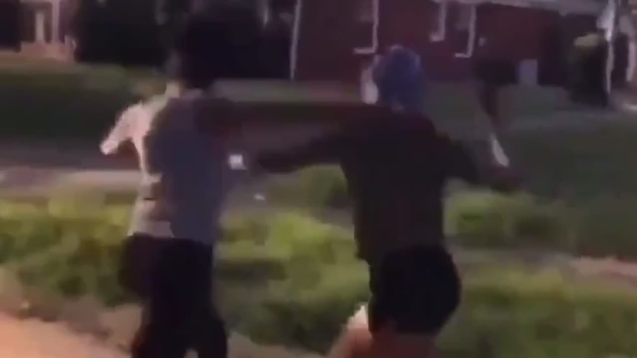 Chick fight recklessly