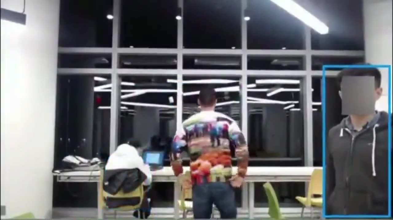 Anti-skynet clothing beats face recognition and becomes “must have”