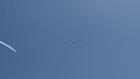 🤷🏻‍♂️🇷🇺 Nothing unusual - during the flight of the Russian "Stryzhy" air group,