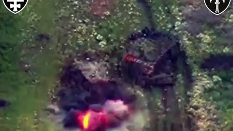Russian Tank + 2 APCs Are Destroyed During Assault Near Lyman