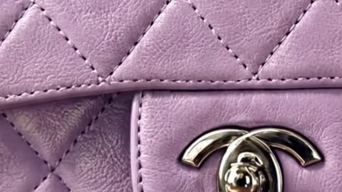 CHANEL MINI SHOULDER BAG | Bid Now with NY Elizabeth