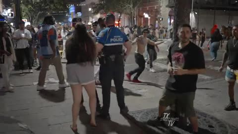 Crazy Fight Erupts on 6th Street in Austin, TX – June 25, 2023