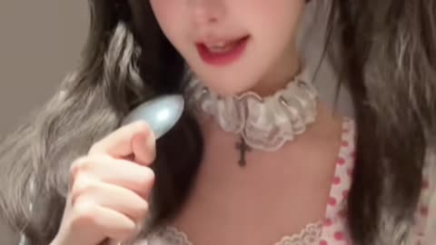 Cute Maid Sings K-Pop | One Spot Performance
