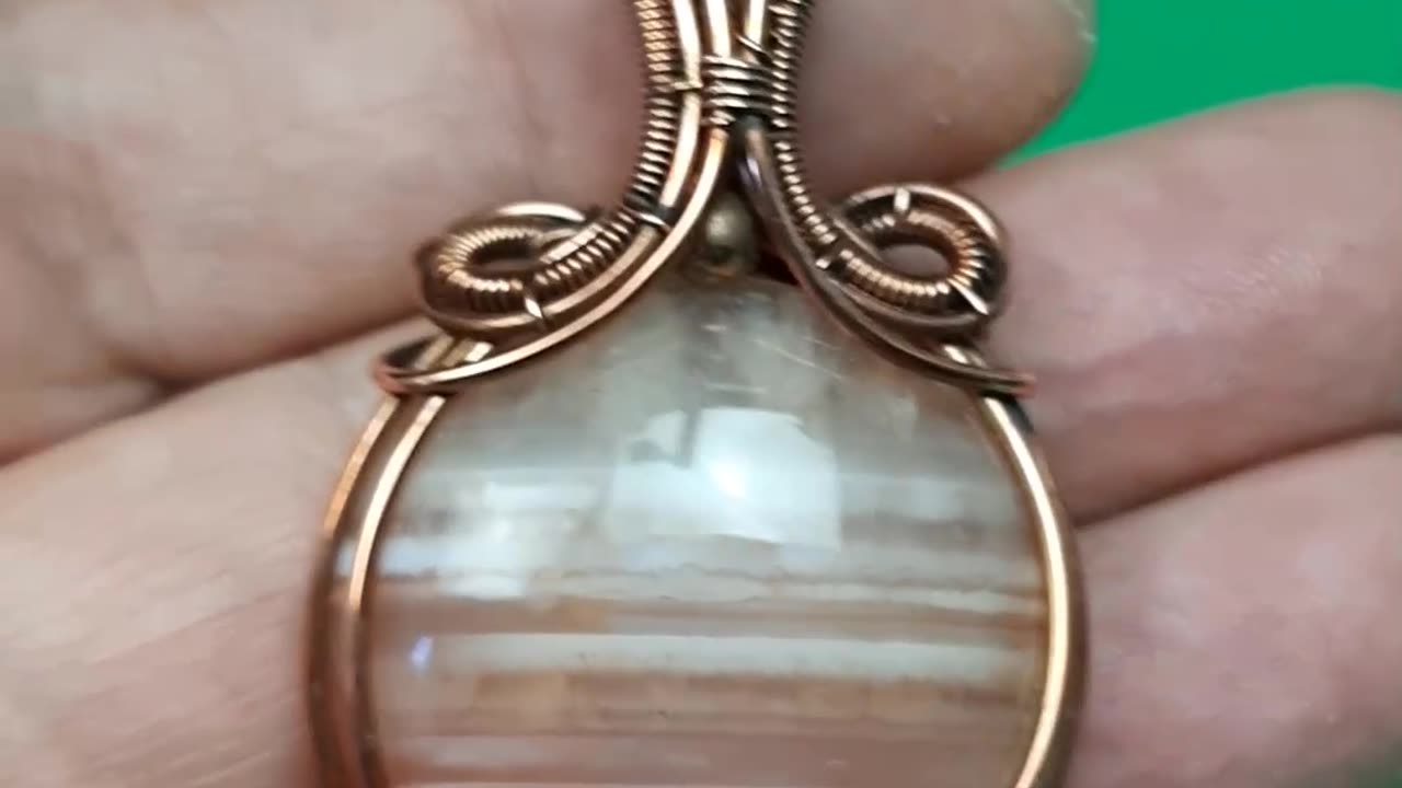 Handmade Wire Wrapped Pendant from Copper Wire and Agate Stone.