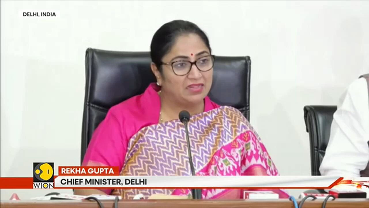 Delhi_CM_s_Meeting_To_Discuss_Order_Postponed___Animal_Activists_Protest___GRAVITAS