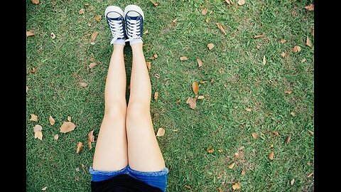 These girls' legs are very tasty