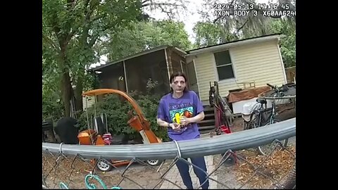 Delusional Woman Calls Cops on Herself, Sparks Bizarre Scene #mentalhealth #policeincident #japd