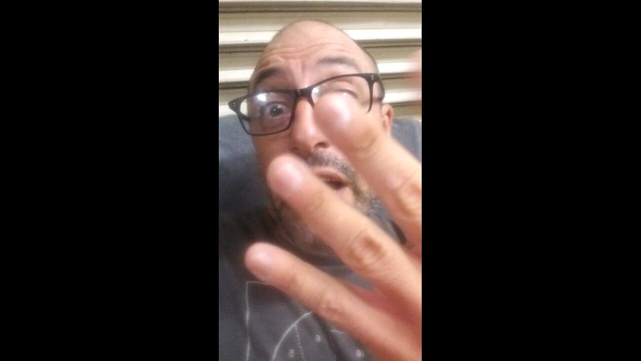 UPITY OFFICER R@PES ALOT