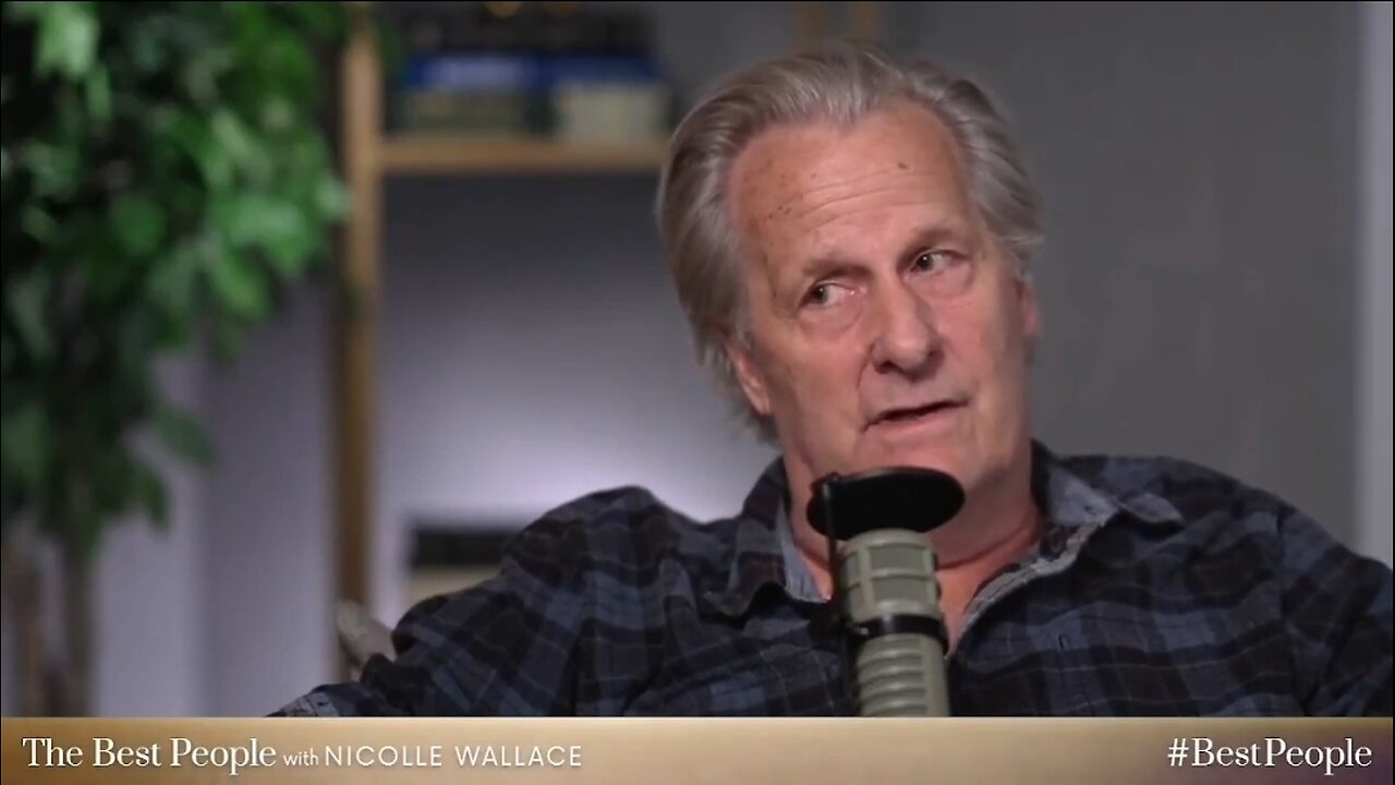 Actor Jeff Daniels Compares Kamala Harris to Lincoln