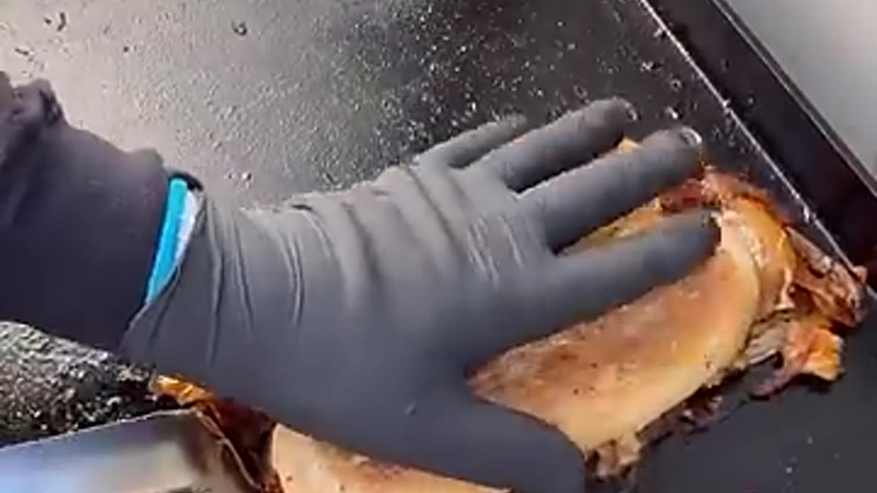 Chicken cheesesteak sandwich Recipe
