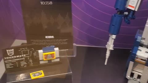 Lego Transformer Shockwave (I want this for Christmas!)