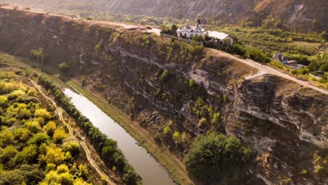 Θα το ανάψουν στη #Μολδαβία γιατι; #Βρετανία_Γαλλια #moldova against russia ία...