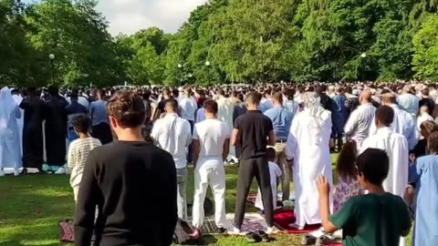 BRITISH PRIME MINISTER IS IN ROMANCE WITH ISLAMIC MIGRANTS CLAIMING THEY'RE NEEDED FOR BRITISH GOV.