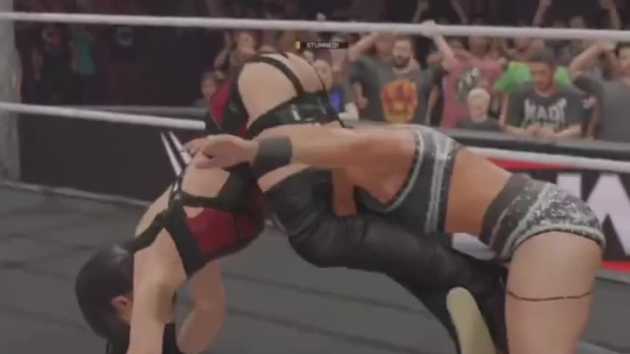 Playing as Stephanie Vaquer in 2k25 is fun