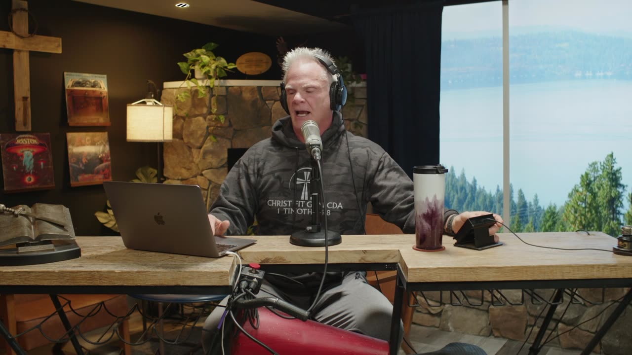 Episode 2,418 - Does the Media WANT To Be Distrusted?