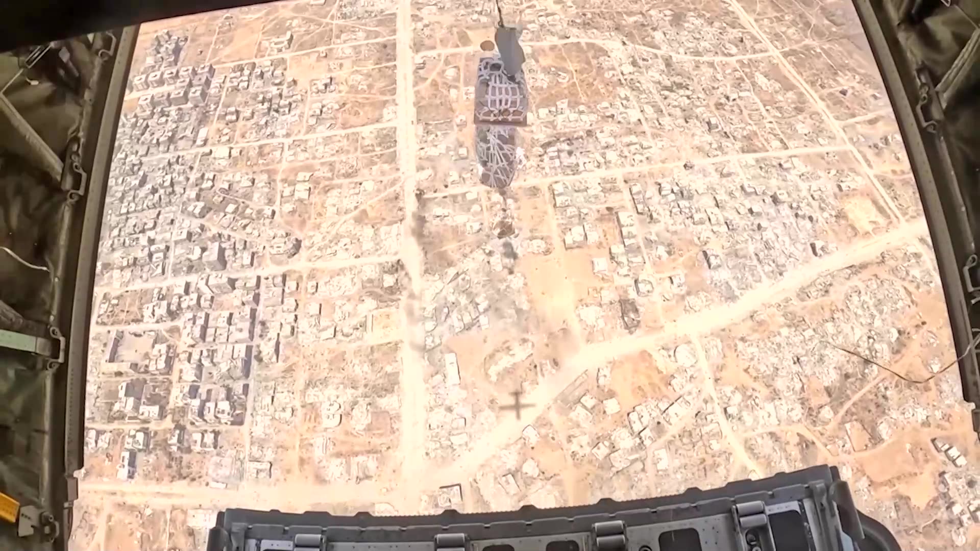 Italy and Jordan airdrop humanitarian aid to the Gaza Strip