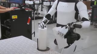Tesla Optimus, el robot humanoide que aprende tareas del hogar