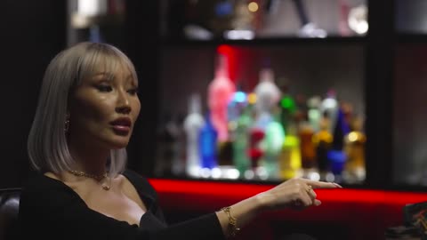 Aliia Roza - Russian Sex Spy on Seduction Perfumes , Sexpionage and Honeypot Tradecraft