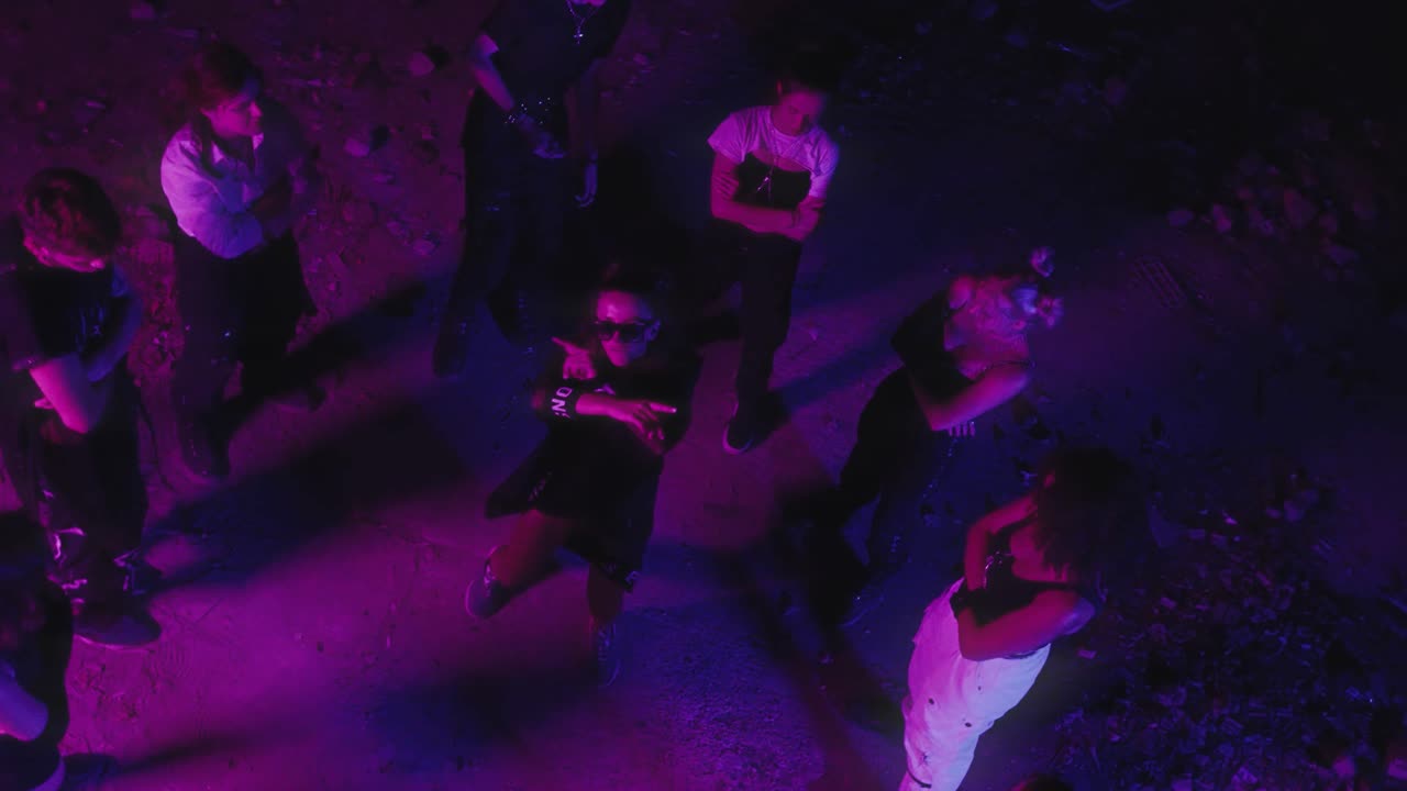 Nemskiya & Snoopii - ШУММ (Официално Извънземно Видео)