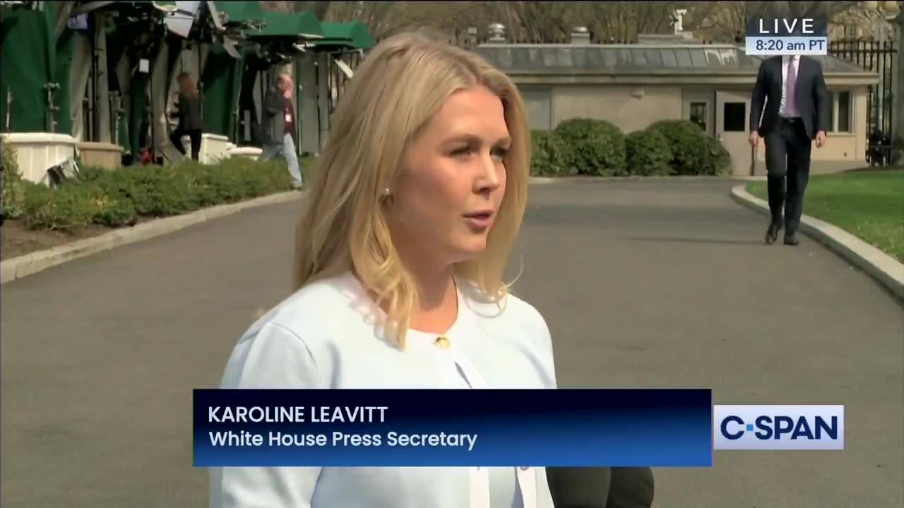 Press Sec on Judges telling POTUS who he can deport