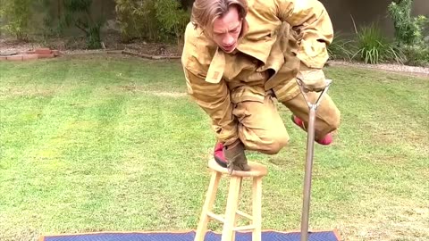 The way he had to get down! 💀🤣