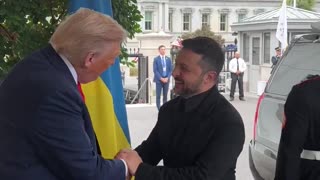 Zelensky put on a suit for Trump