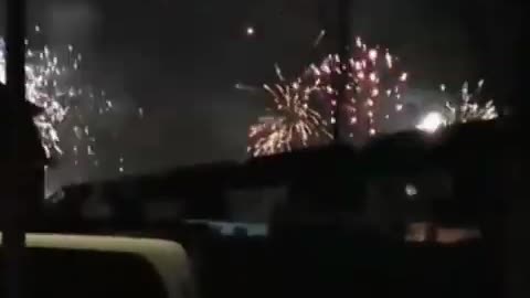 Oud en Nieuw Enschede 2024-2025 : Epic Vuurwerk Show & Feest Vibes !