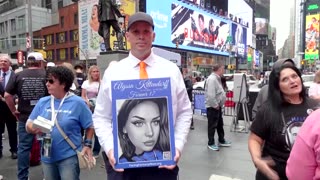 Families gather to remember fentanyl victims in Times Square