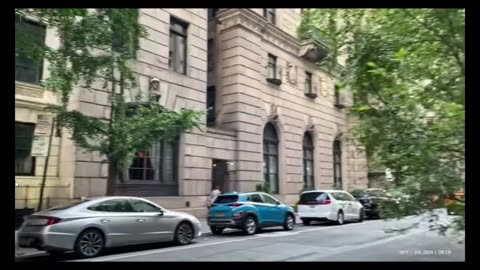 Fifth Avenue Morning Walk in Summer – The Heart of Midtown New York
