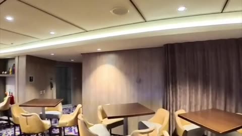 Two70°: Fantastic Space at Ovation of the Seas Deck 5