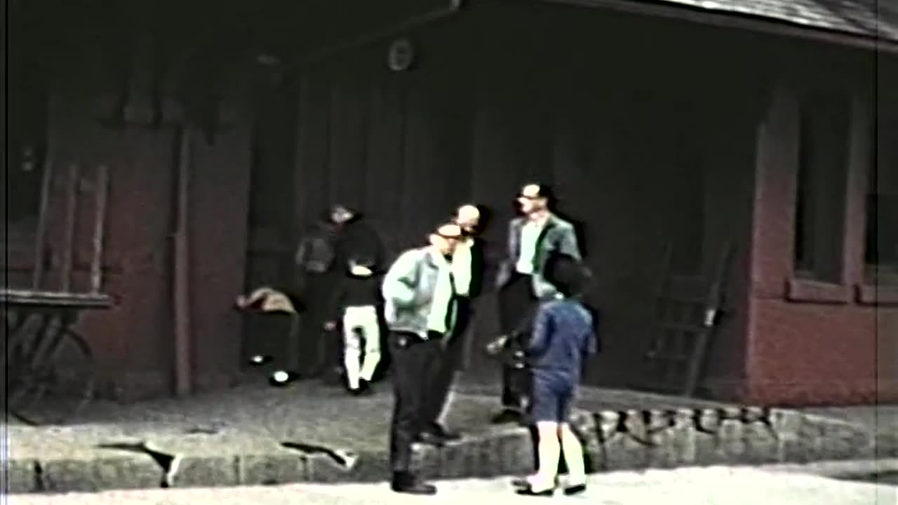 FAMILY 8mm FILM c1960s of MANSFIELD DEPOT & ERIE TRAIN