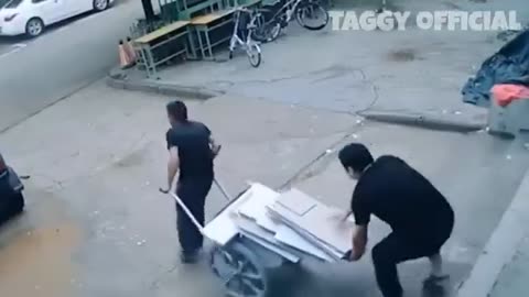 Funny video 🤣🤣🤣