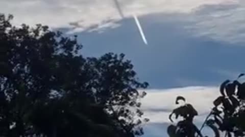 chemtrail shadow - UK 4th July 2025